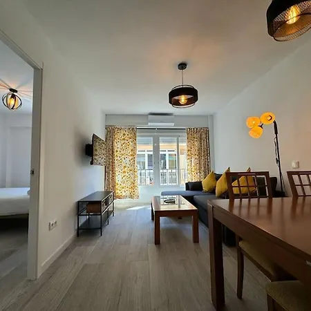 Shelter In - C1 Apartment Malaga